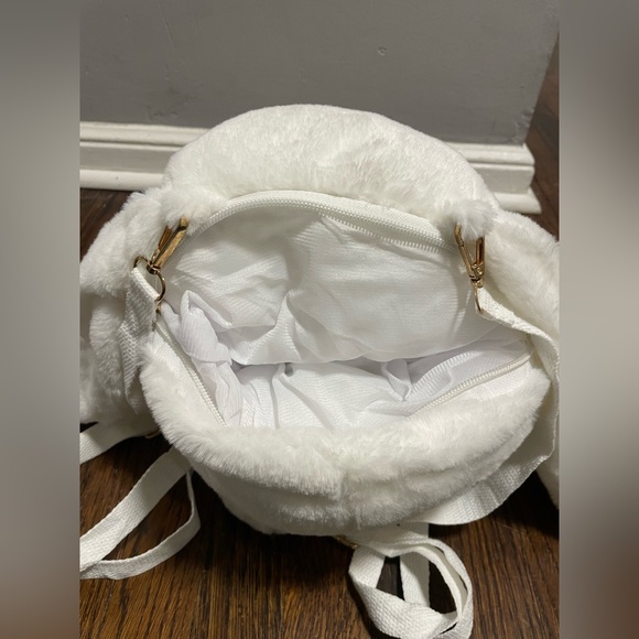 Sanrio Hello Kitty and Friends Cinnamoroll (Cinnamonroll) plush backpack - Picture 8 of 8